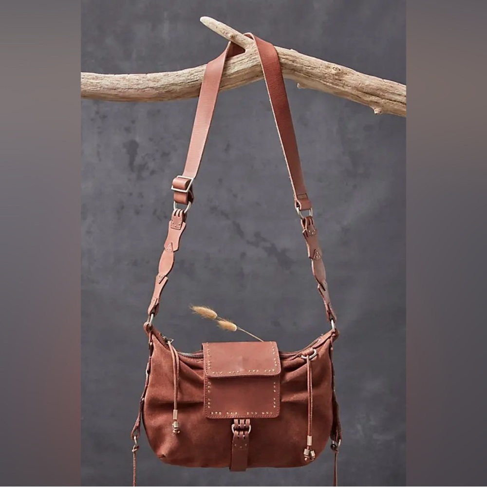 FREE PEOPLE WE THE FREE SILVIE STUDDED SLING BAG COGNAC NWT